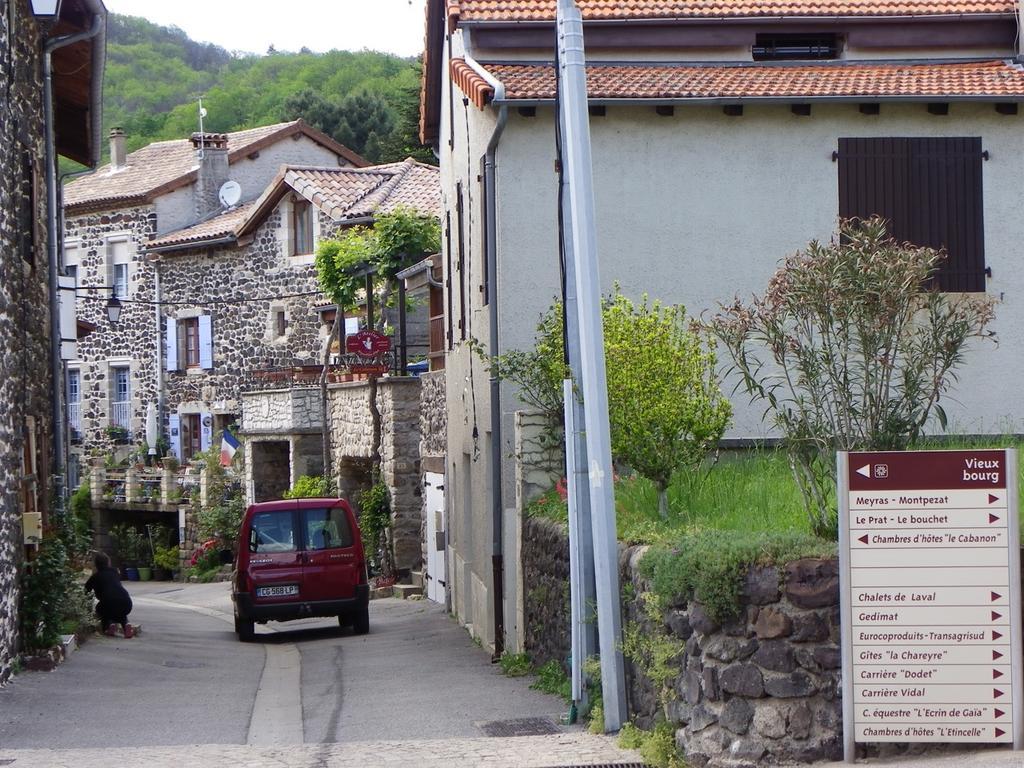 Le Cabanon Acomodação com café da manhã Thueyts Exterior foto